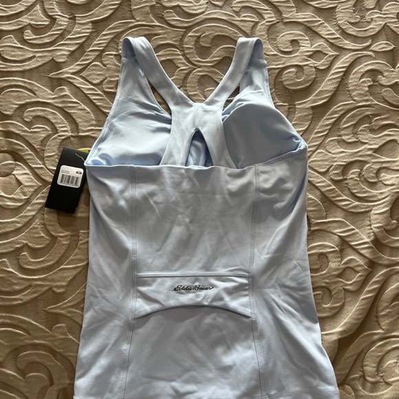 Activewear - Picture 1 of 3